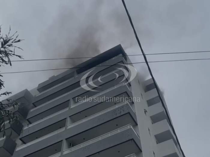 SE INCENDIÓ UN DEPARTAMENTO EN PLENO CENTRO DE CORRIENTES